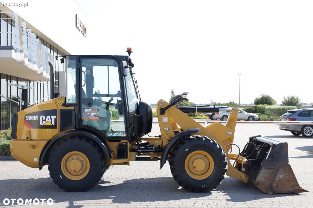 Caterpillar CAT 906M - 5