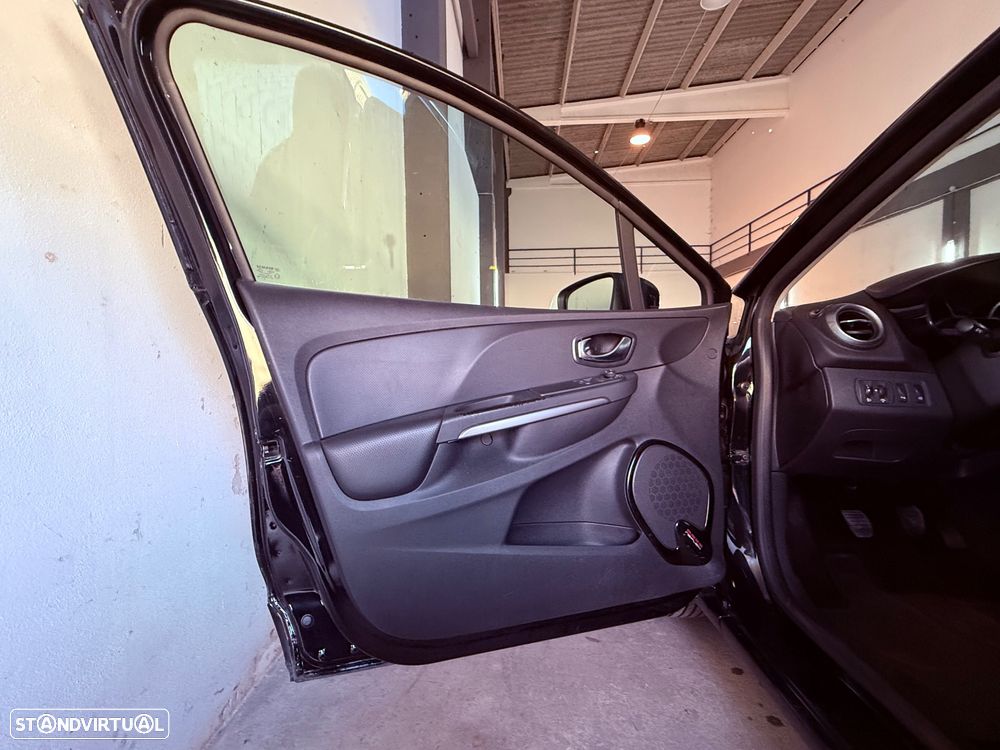 Renault Clio 1.5 dCi Dynamique Sport Edtion - 14