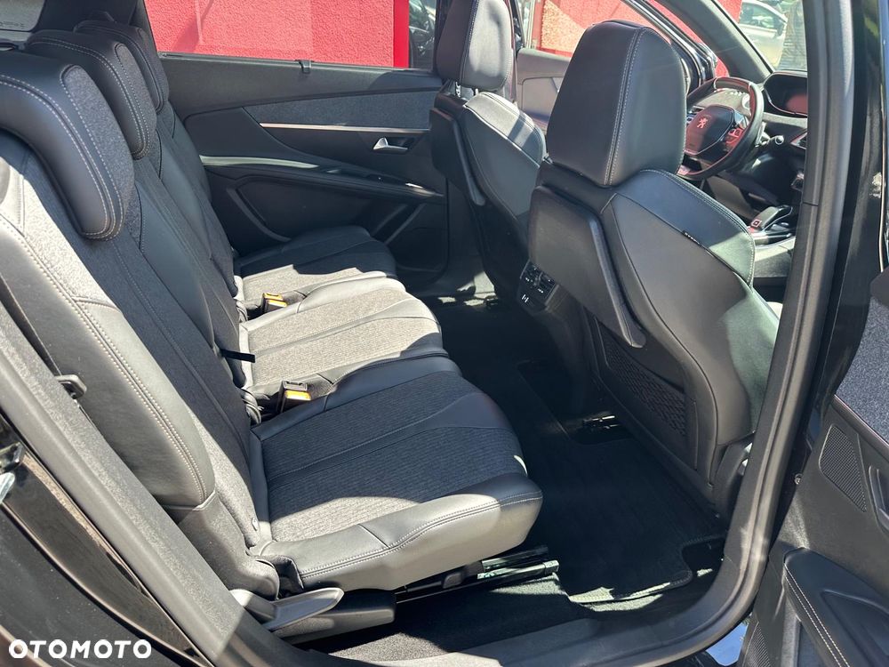 Peugeot 5008 1.6 PureTech GT Line S&S EAT8 - 22