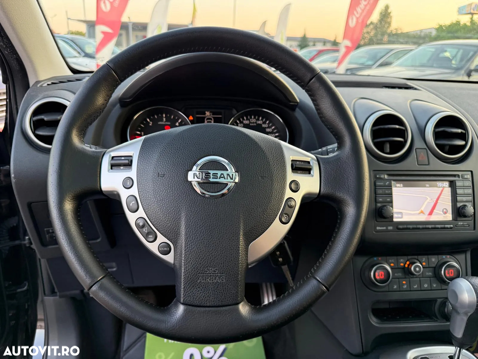 Nissan Qashqai 2.0 dCi DPF 4x4 Aut tekna - 20