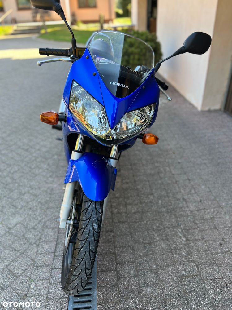 Honda CBR - 19