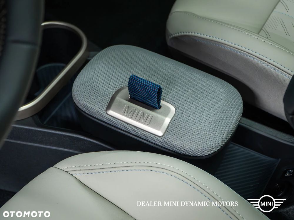MINI Cooper S Favoured Trim - 28