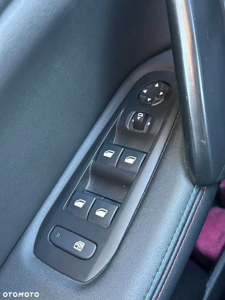 Peugeot 308 PureTech 130 GPF Stop & Start Tech Edition - 8