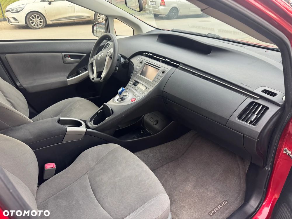Toyota Prius - 9