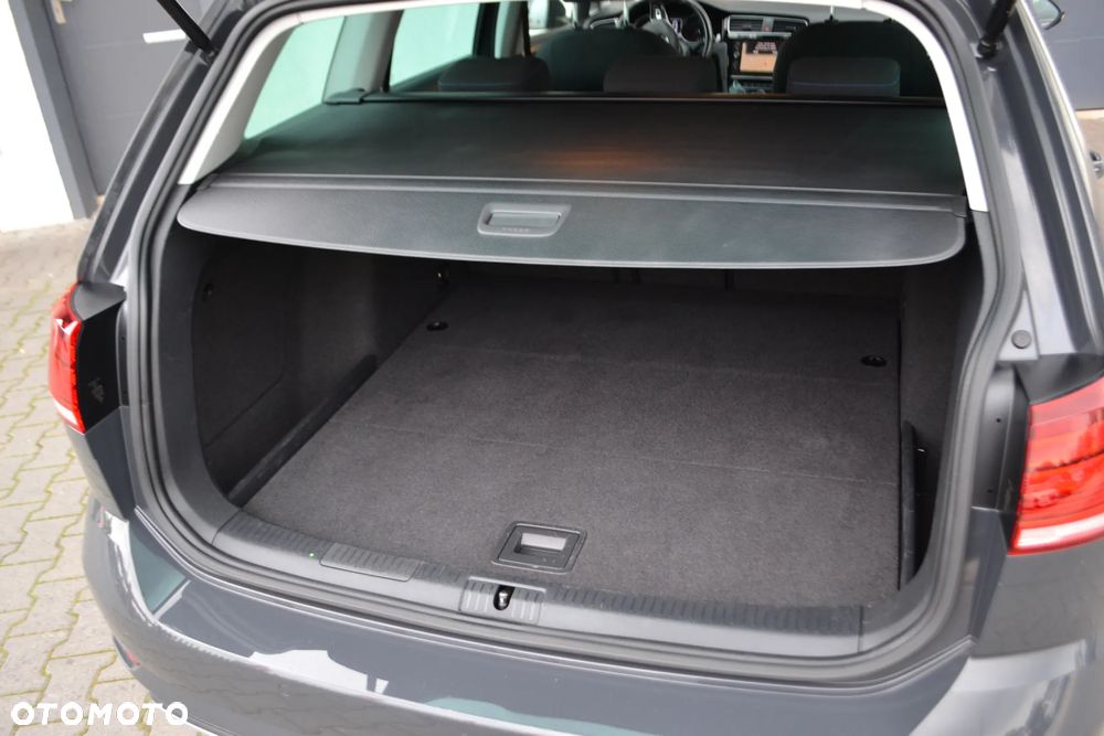 Volkswagen Golf - 15