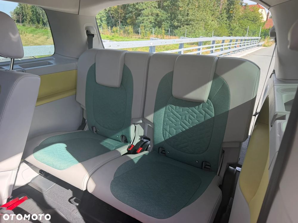 Volkswagen ID. Buzz 82kWh Pro - 9
