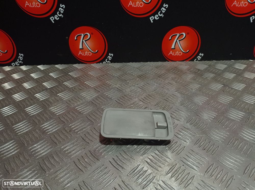 Plafonier Traseiro  Toyota Corolla Verso (_E12_) - 1