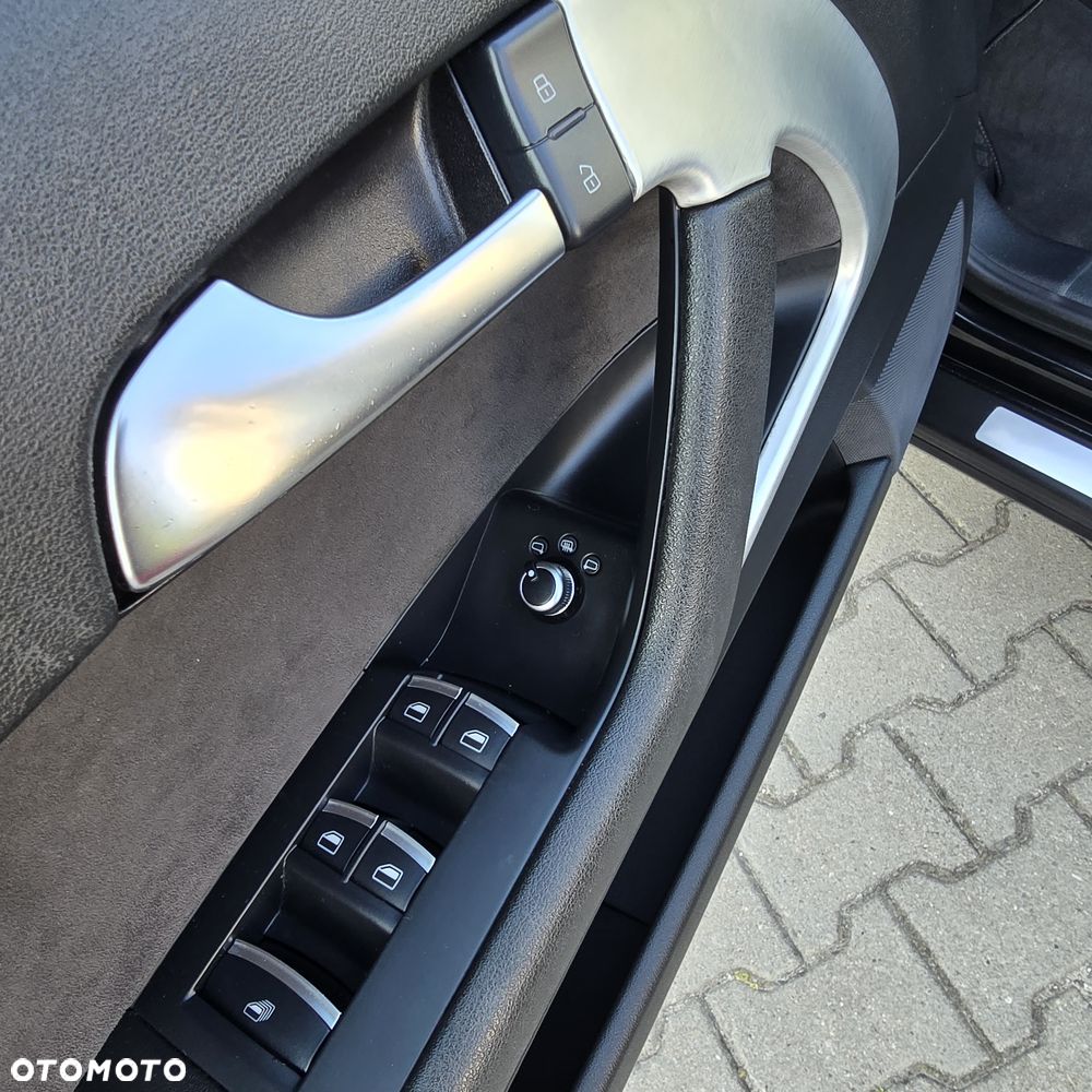 Audi A3 1.8 TFSI S line Sportpaket - 32
