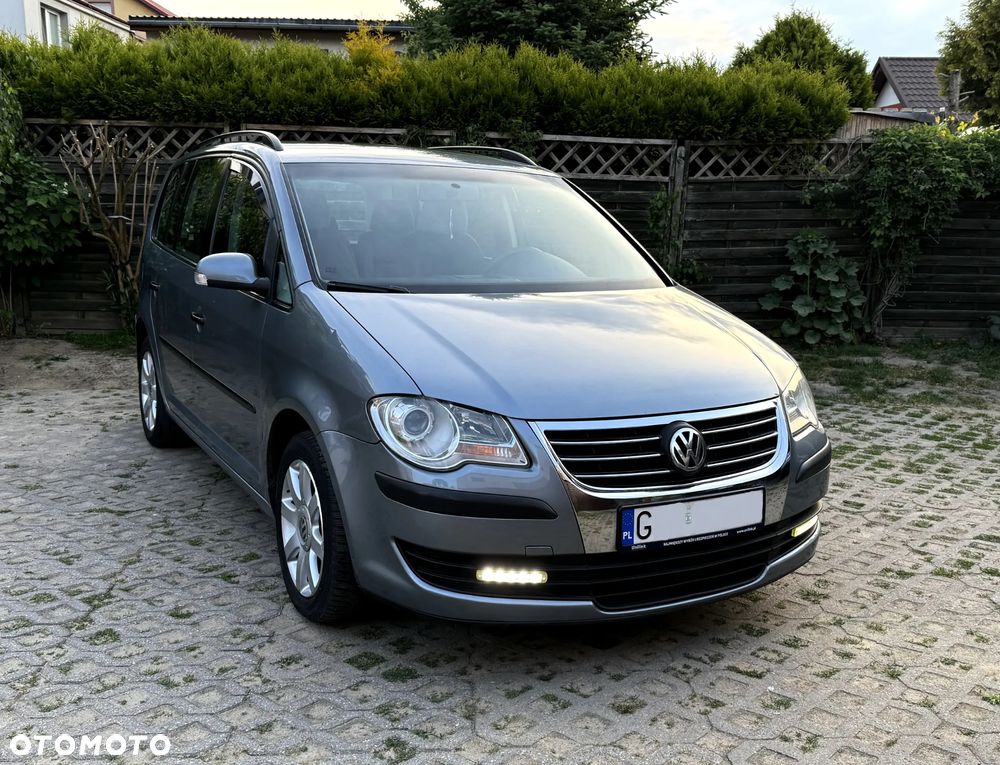 Volkswagen Touran 1.9 TDI Conceptline - 10