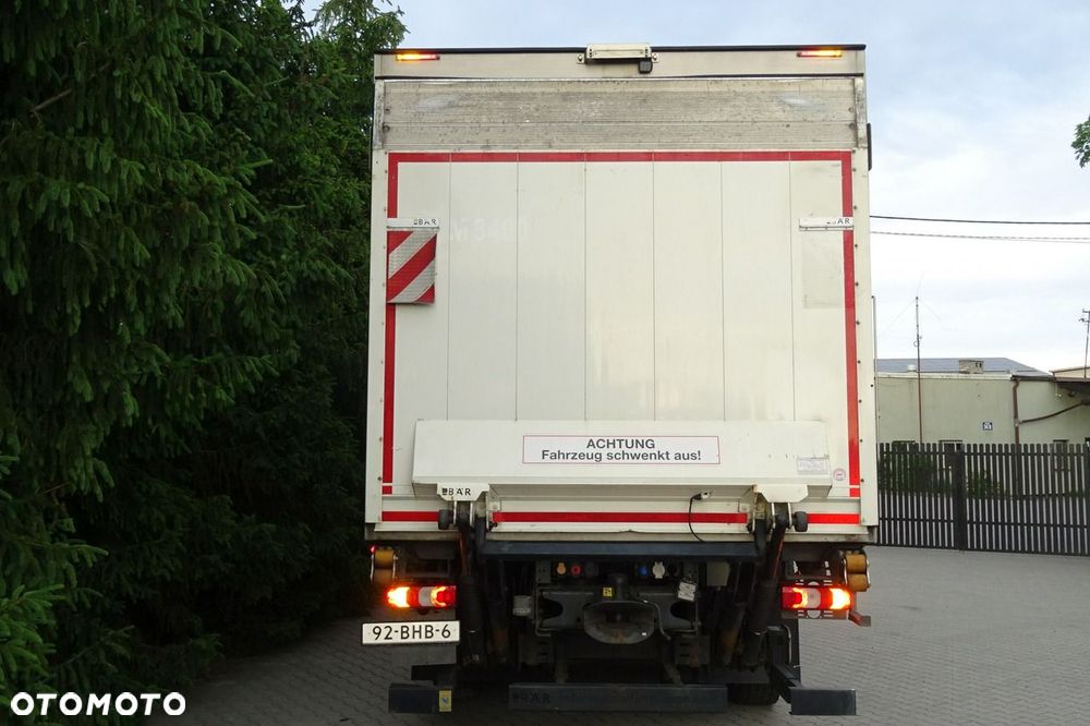 Mercedes-Benz Antos 2840 sypialna euro 6 kontener chłodnia 18 palet 3 osie - 31