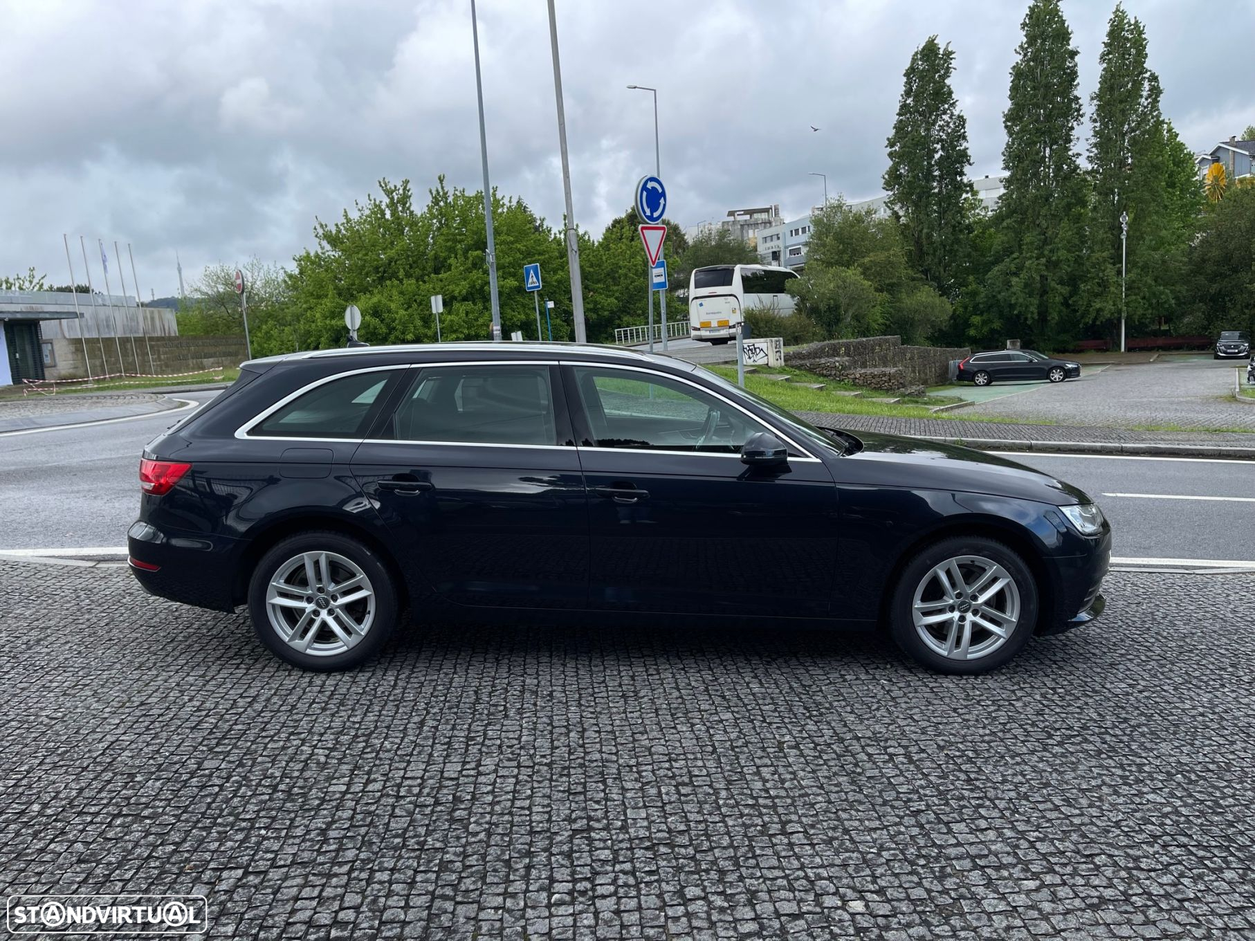 Audi A4 Avant 2.0 TDI S tronic - 12