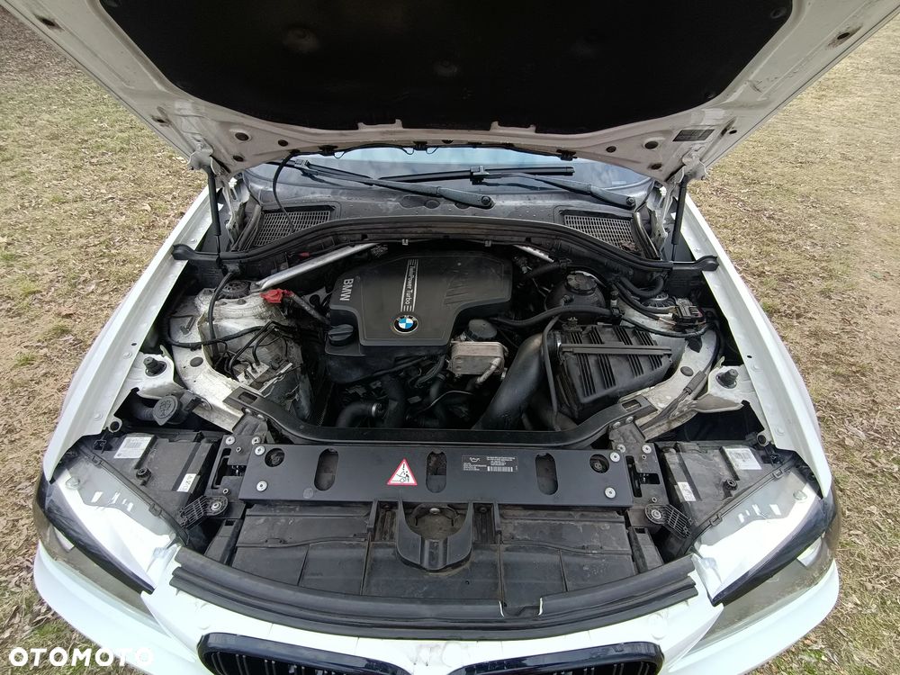 BMW X3 xDrive28i - 11