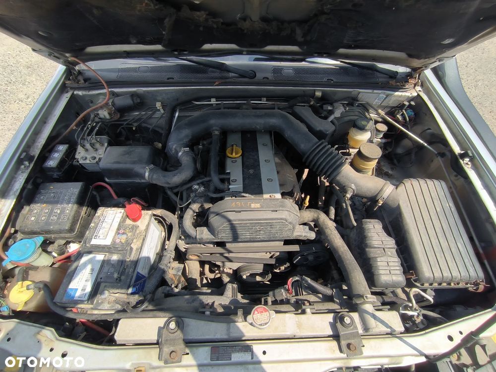 Opel Frontera 2.2 16V - 12