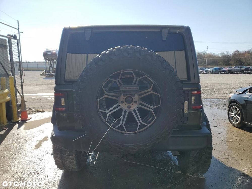 Jeep Wrangler - 5