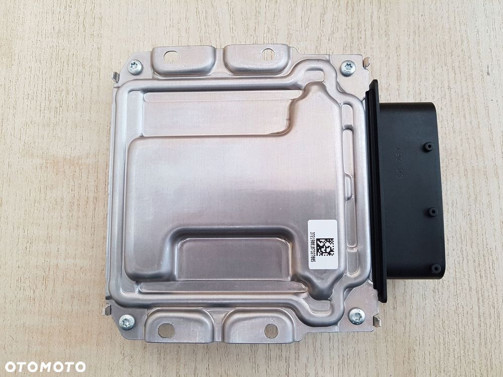 mazda cx-60 cx60 moduł ecu sterownik komputer t301-18-701 0 281 039 554 - 2