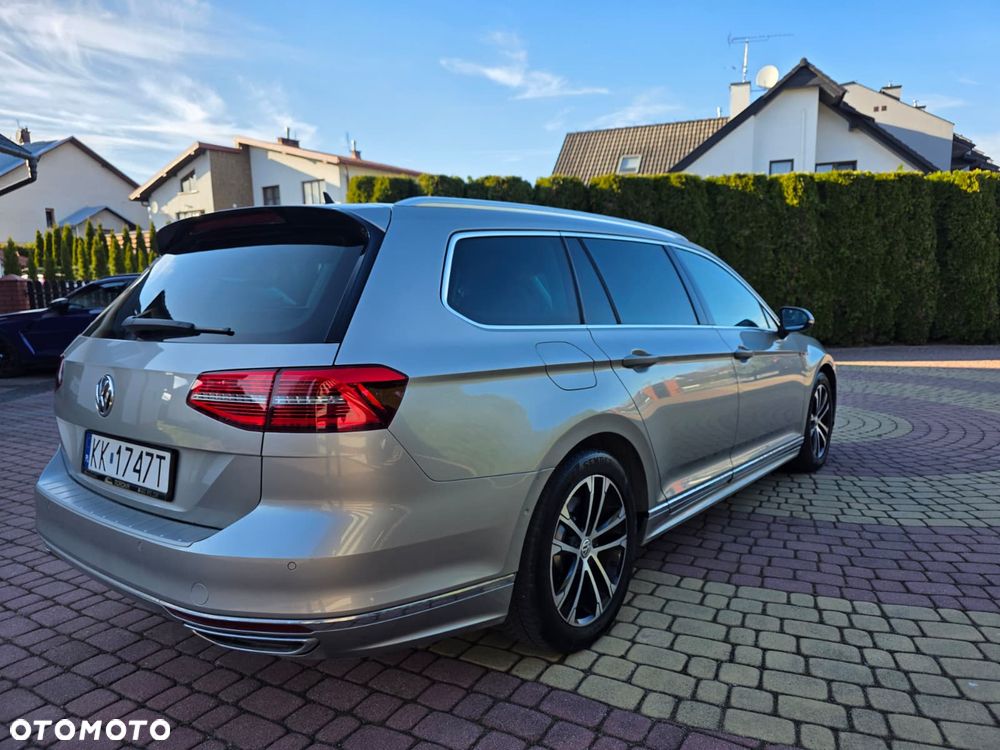 Volkswagen Passat 2.0 TDI Bi-Turbo BMT 4Mot Highline DSG - 37