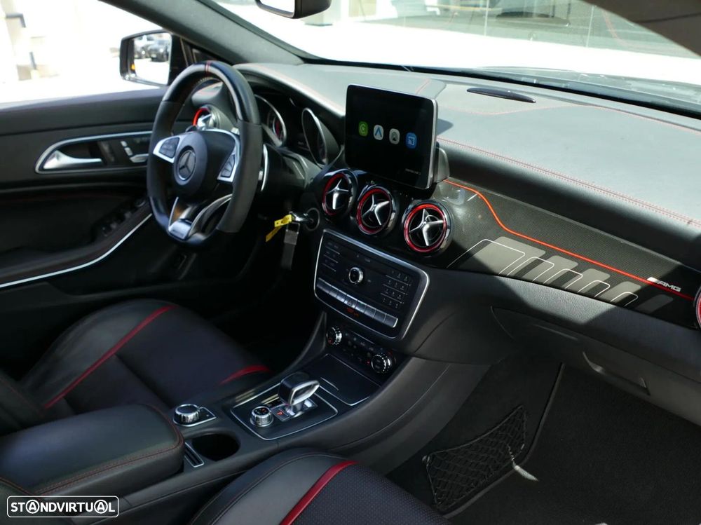 Mercedes-Benz CLA 45 AMG Shooting Brake 4-Matic - 35