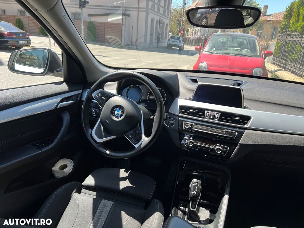 BMW X1 xDrive20d Aut. Sport Line - 6