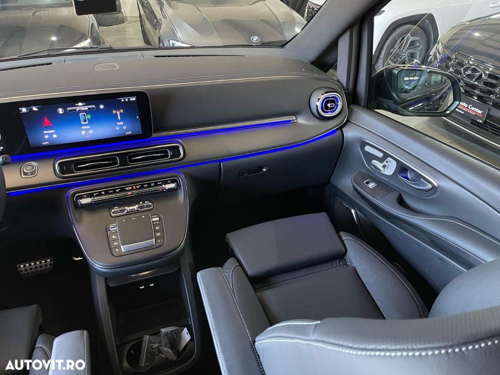 MERCEDES-BENZ V-Class 2024 — imagine 8