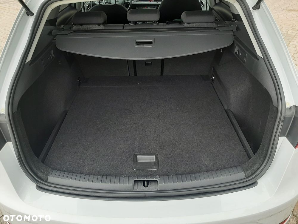 Seat Leon Sportstourer 1.6 TDI Start&Stop Reference - 17