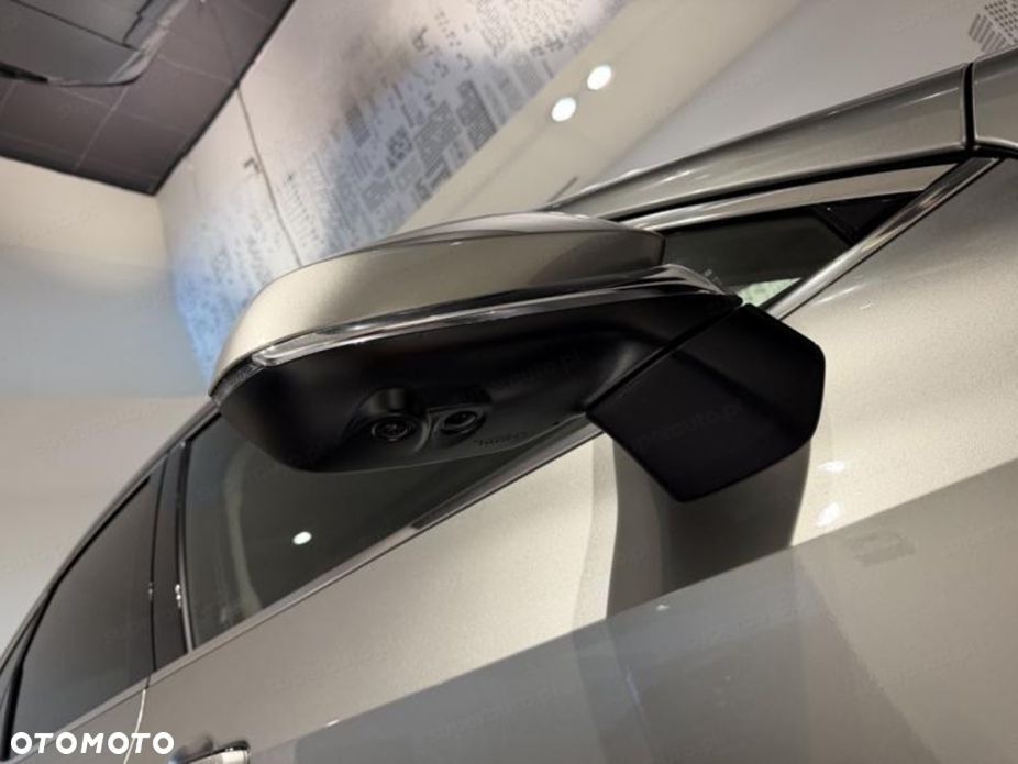 Lexus NX - 7