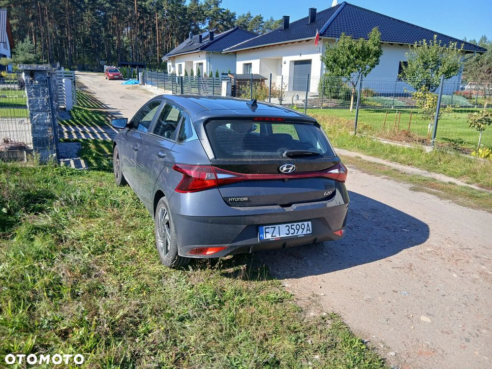 Hyundai i20 - 23