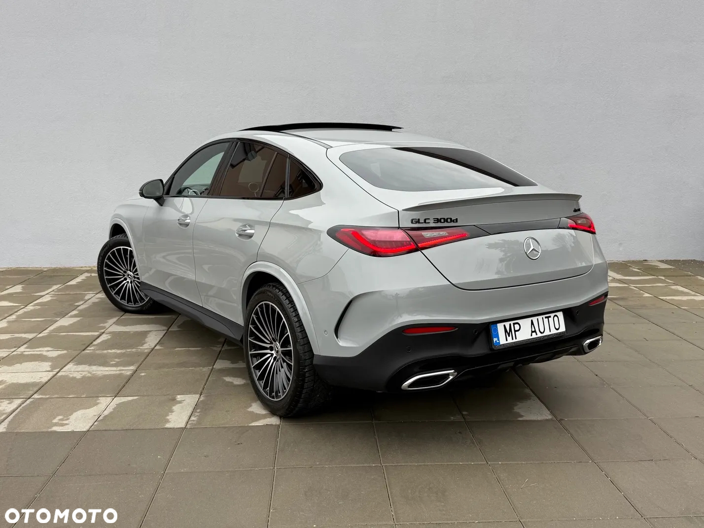 Mercedes-Benz GLC Coupe 300 d mHEV 4-Matic AMG Line - 4