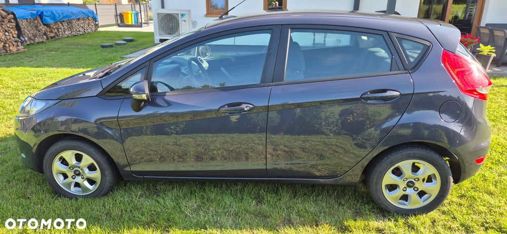 Ford Fiesta 1.4 Trend - 9