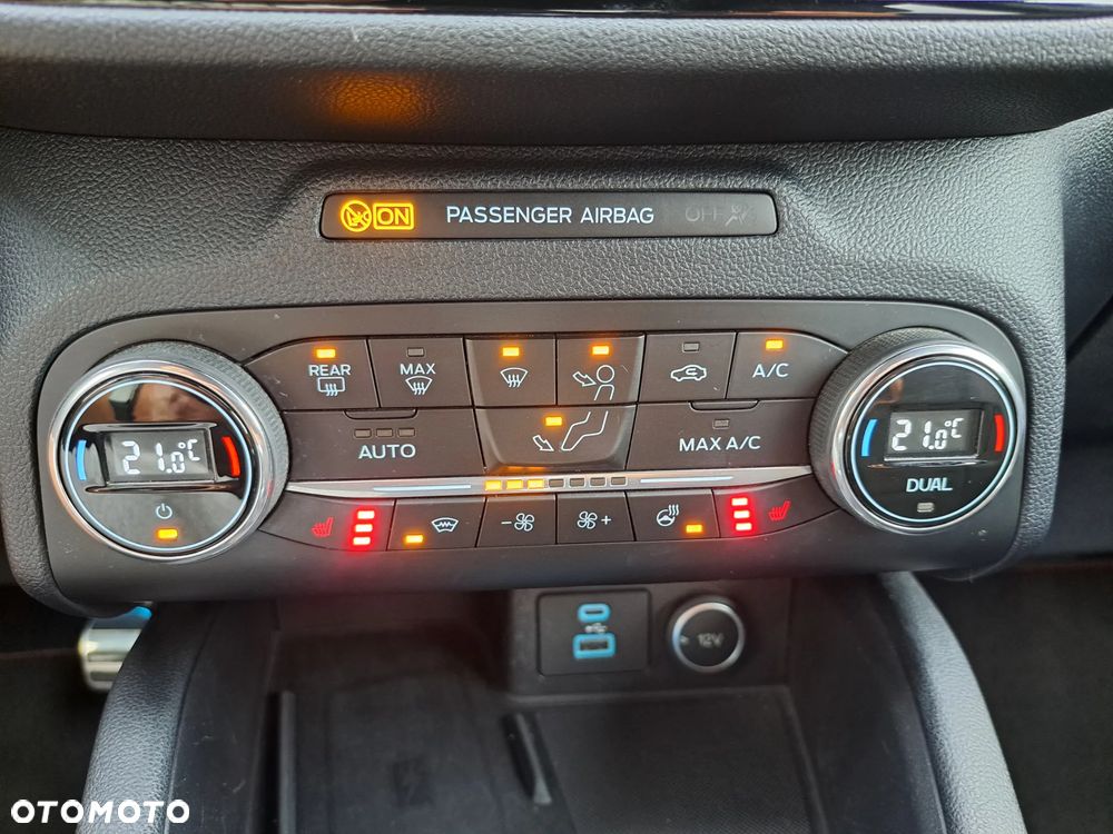 Ford Kuga 2.0 EcoBlue mHEV FWD ST-Line X - 21