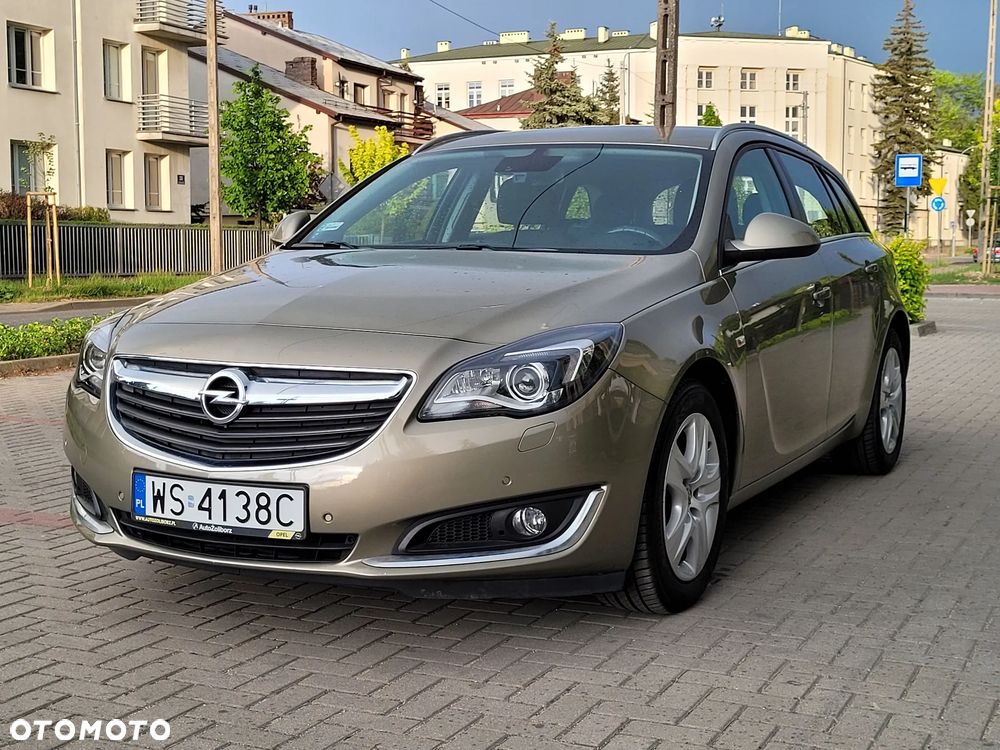 Opel Insignia - 1