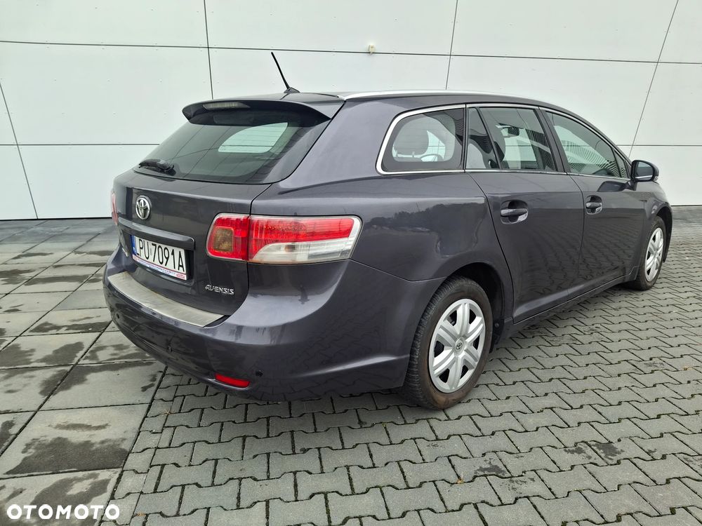 Toyota Avensis 2.0 D-4D Edition - 9