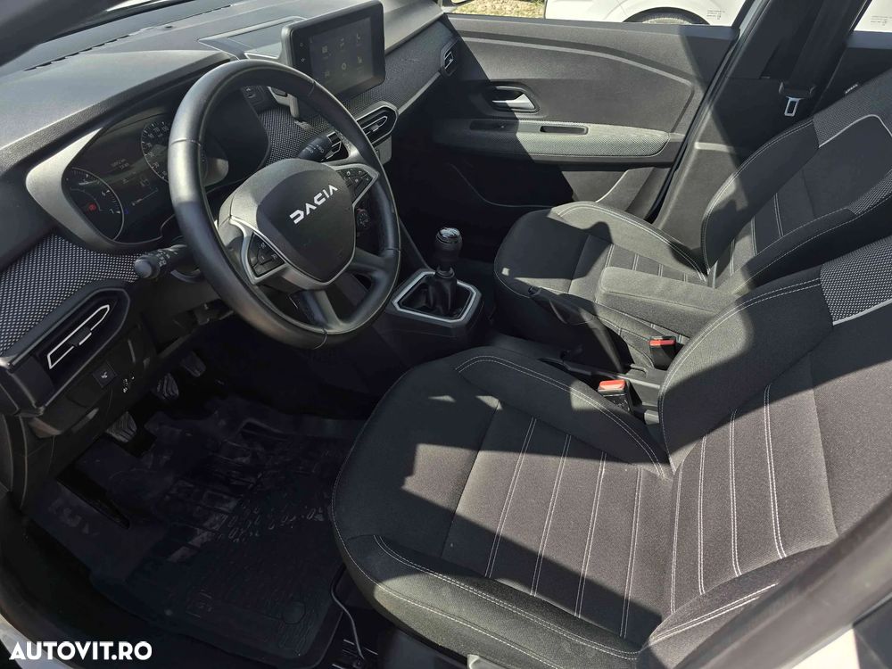 Dacia Sandero - 9