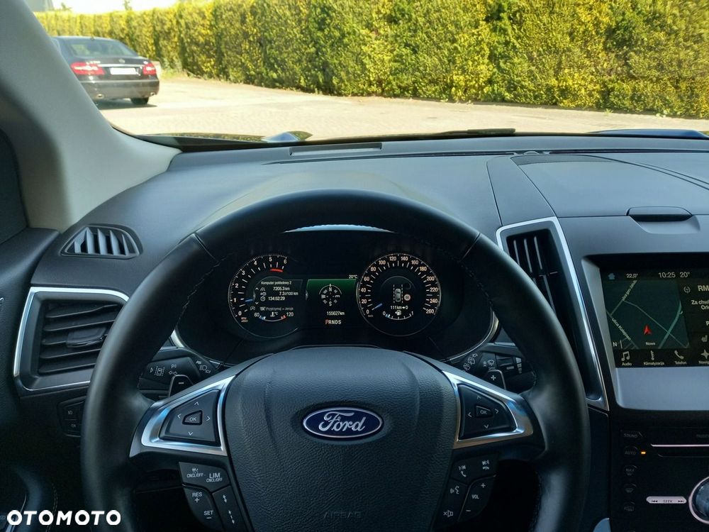Ford Edge 2.0 TDCi Twin-Turbo 4WD Titanium - 30
