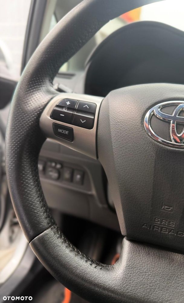 Toyota Auris 1.33 VVT-i Terra Start - 20