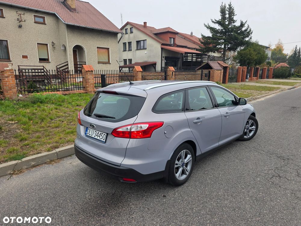 Ford Focus 1.6 Trend - 5