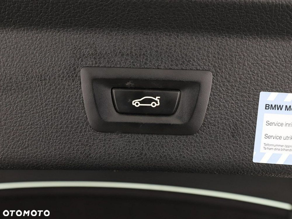 BMW Seria 3 320d xDrive M Sport - 40