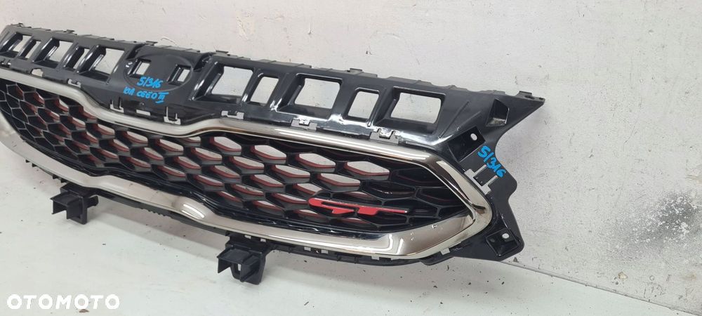 kia ceed iii gt line 18- grill atrapa chrom kratka - 2