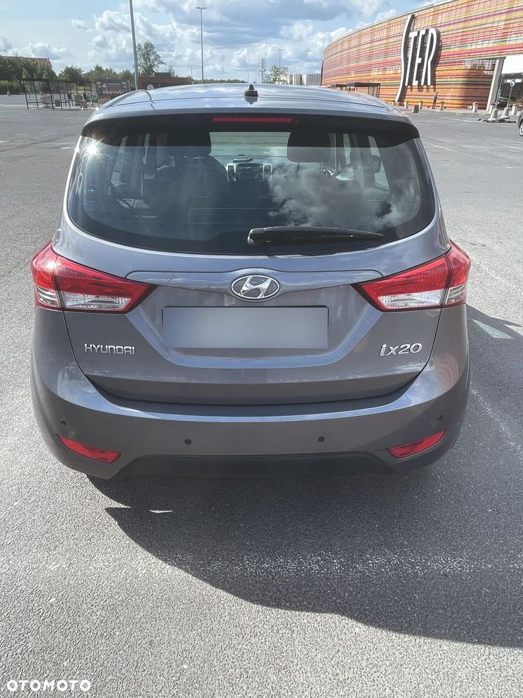 Hyundai ix20 - 10