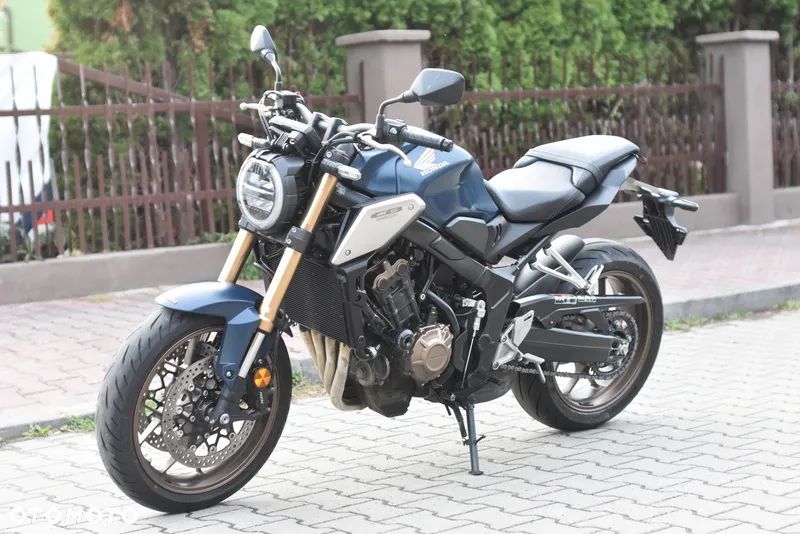 Honda CB - 23