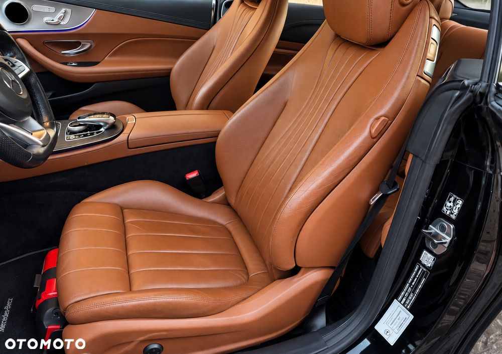Mercedes-Benz Klasa E 220 d 4-Matic 9G-TRONIC - 12