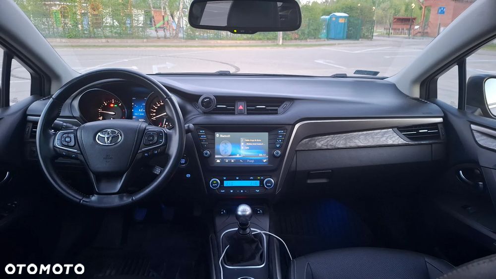 Toyota Avensis 2.0 D-4D Prestige - 14