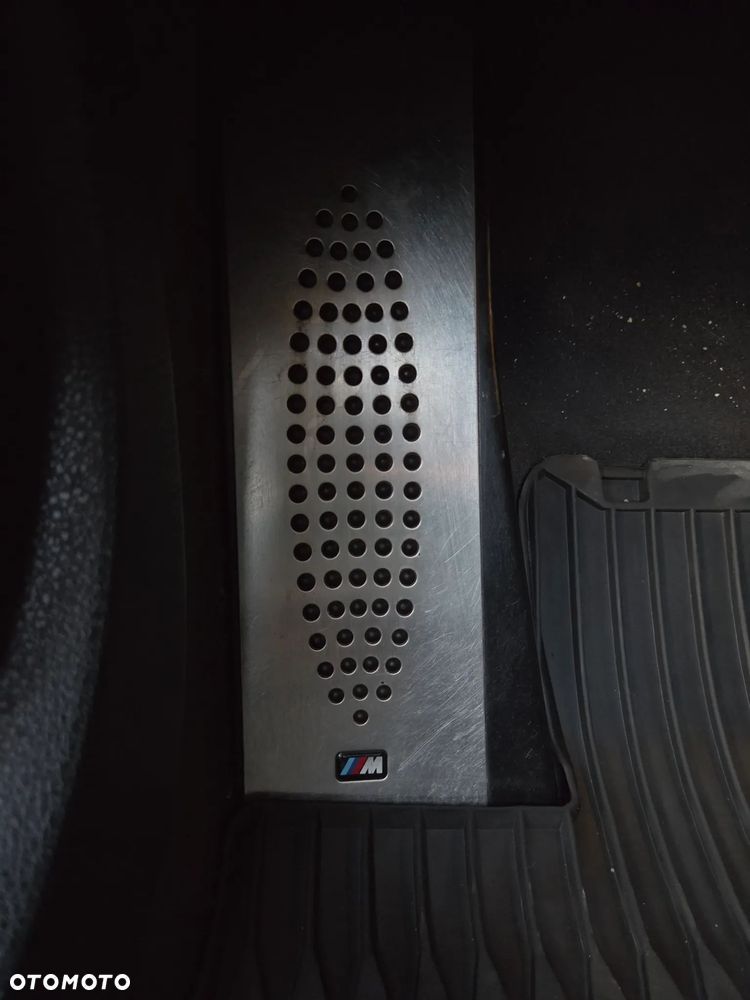 BMW Seria 5 520d - 31