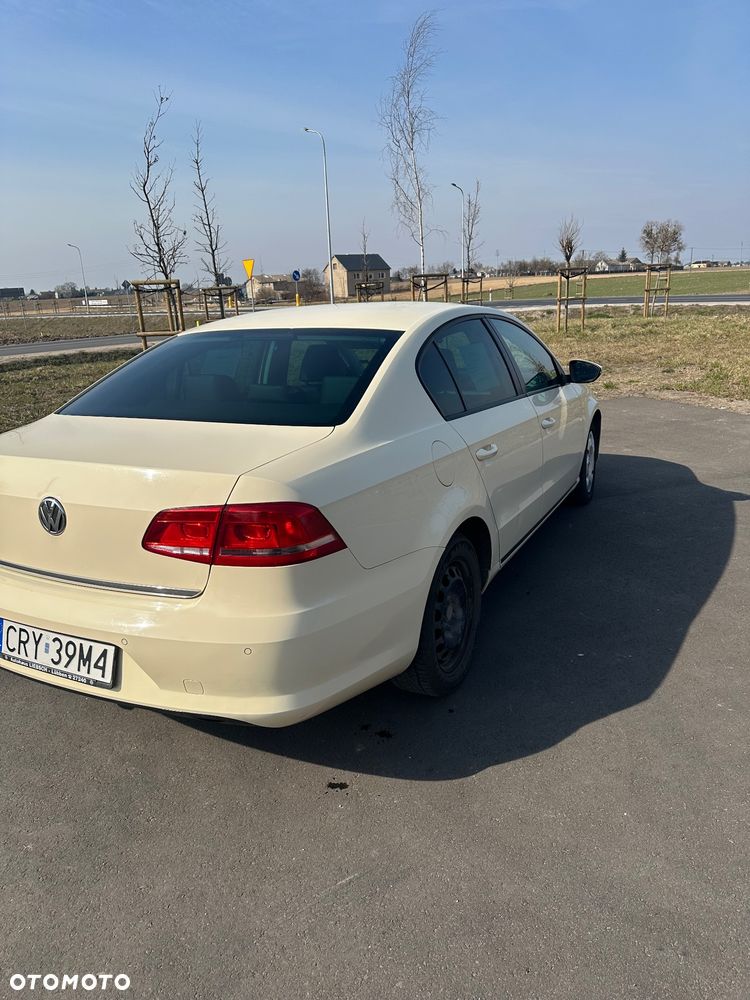 Volkswagen Passat 1.6 TDI BlueMotion - 5
