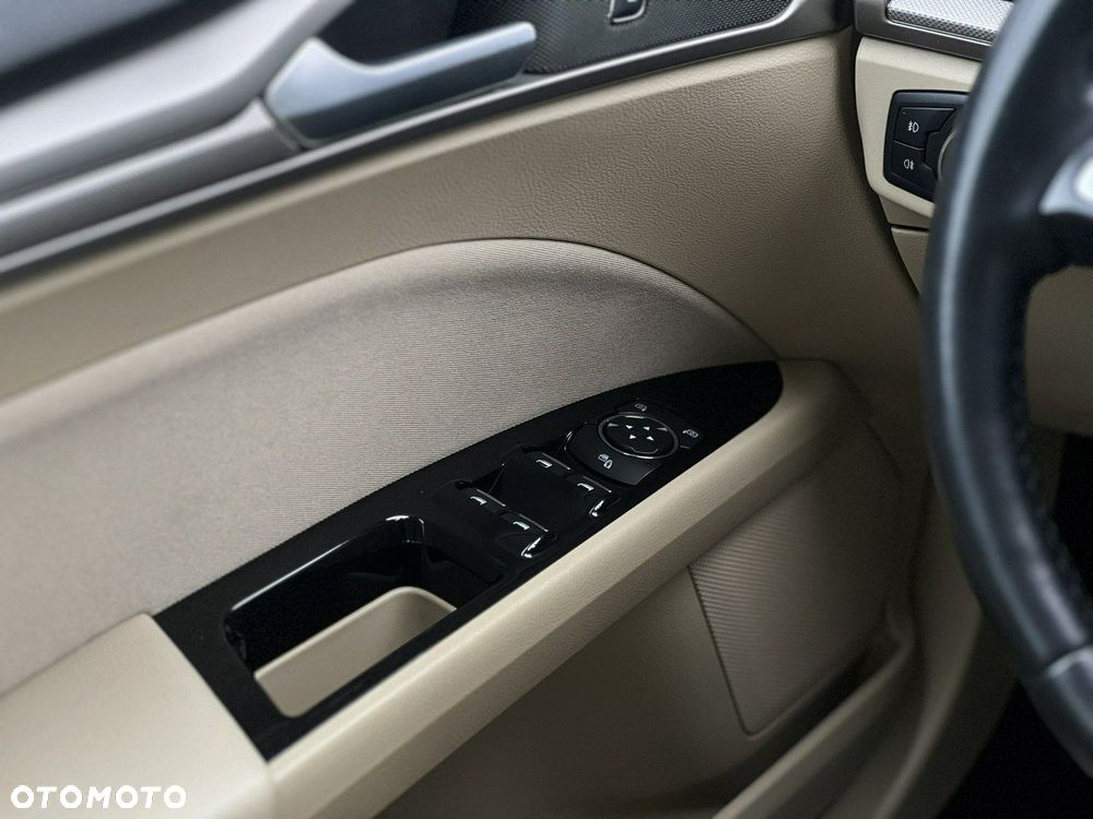 Ford Mondeo 2.0 EcoBlue Trend - 23