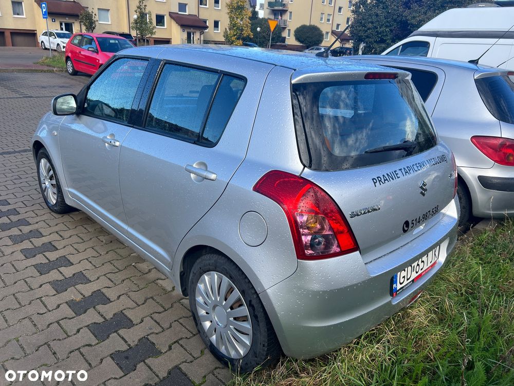Suzuki Swift 2008 photo 3