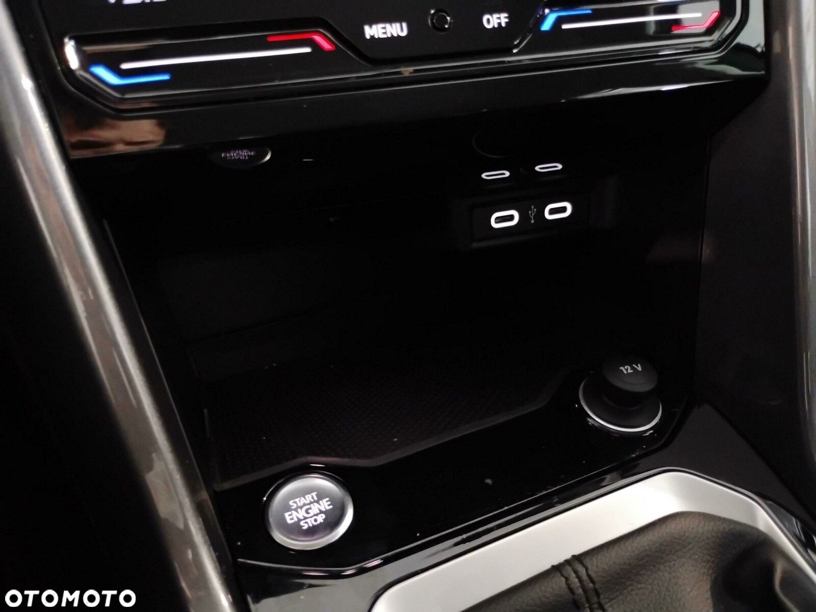 Volkswagen T-Roc 1.5 TSI Style DSG - 27