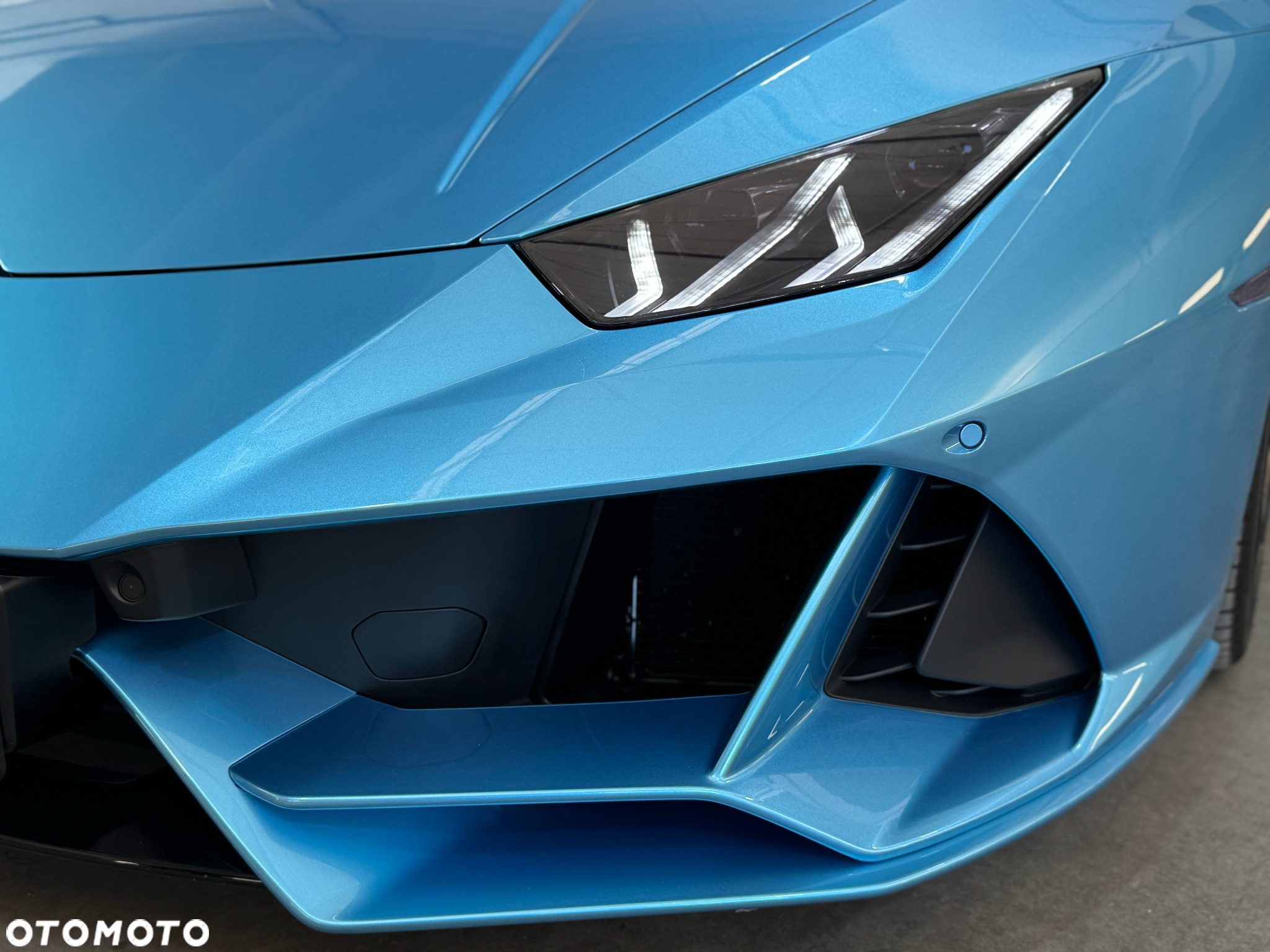 Lamborghini Huracan - 11
