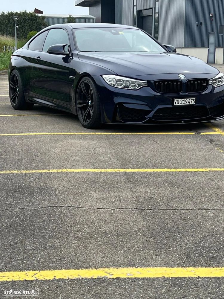 BMW M4 Auto - 3