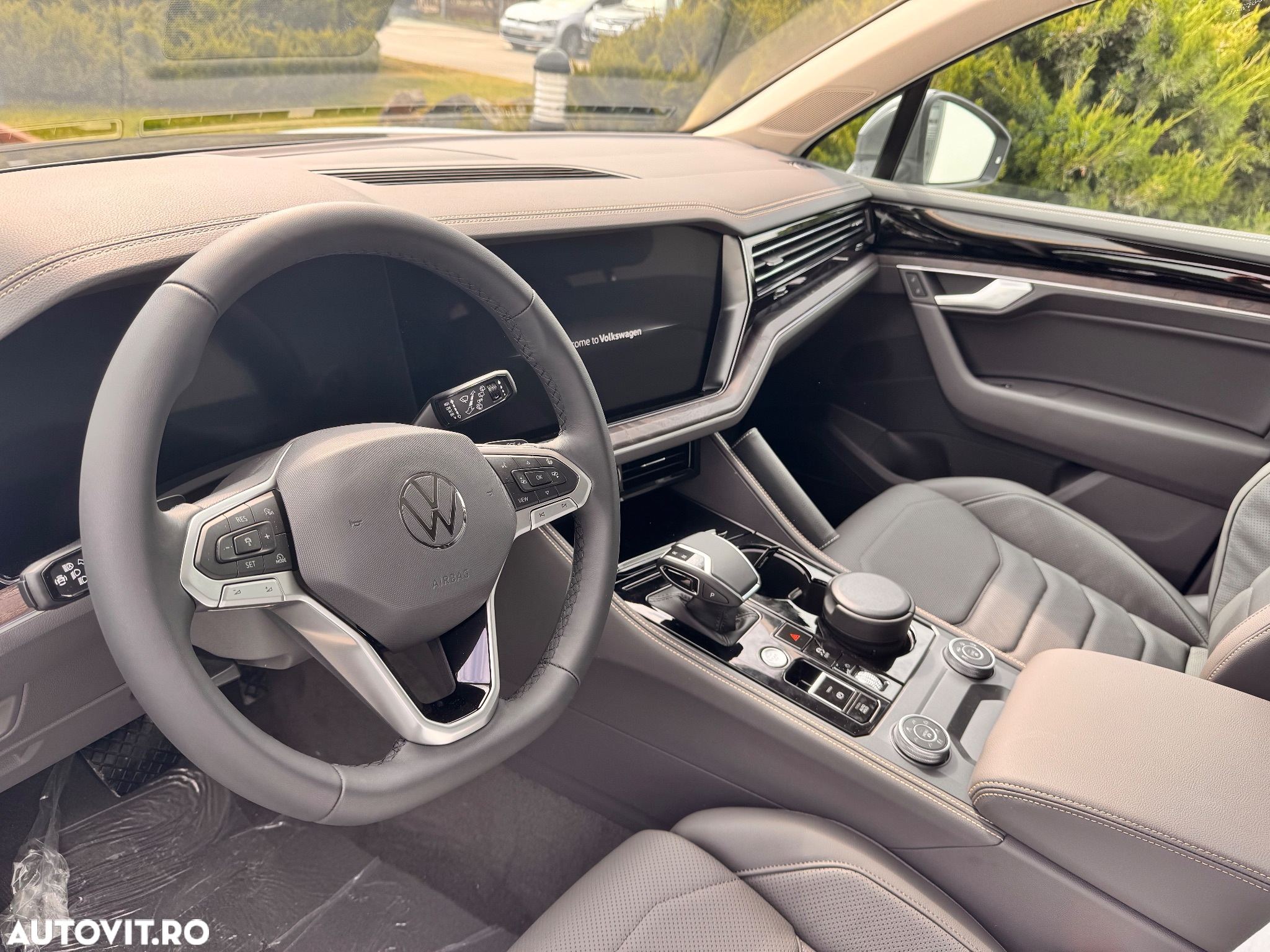 Volkswagen Touareg V6 TDI 4MOTION Elegance - 9