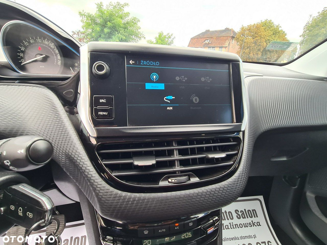 Peugeot 2008 1.2 Pure Tech Allure S&S - 18